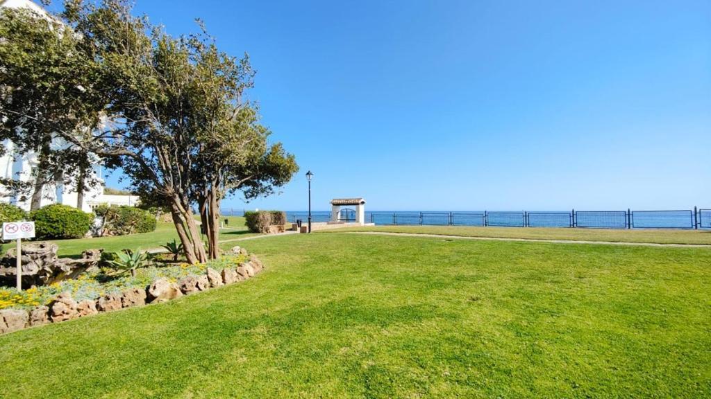 Apartamento Estrelicia III Marbella Exterior foto